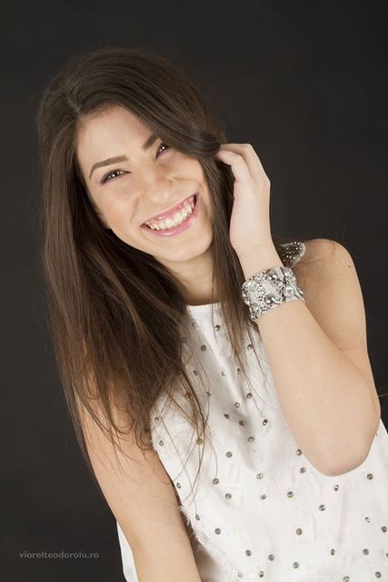 Постер Brianna - All I Need